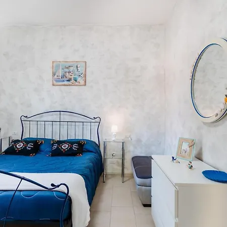 Relax Ligure-5 Min From The Sea-wifi-parking בית נופש *