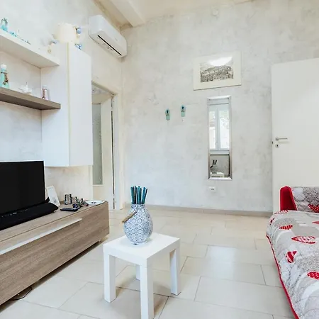 Relax Ligure-5 Min From The Sea-wifi-parking * קזארצה ליגורה