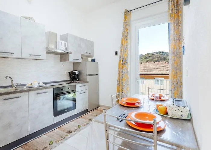 Ferienhaus Relax Ligure-5 Min From The Sea-wifi-parking *